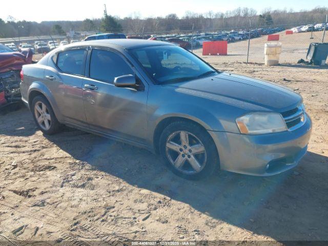  Salvage Dodge Avenger