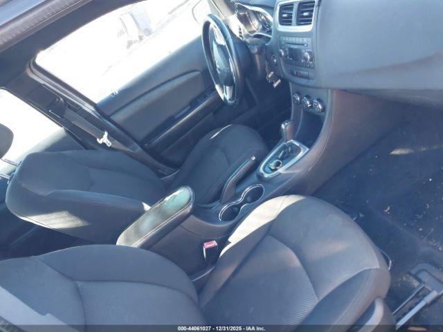 Dodge Avenger Sxt Image 3