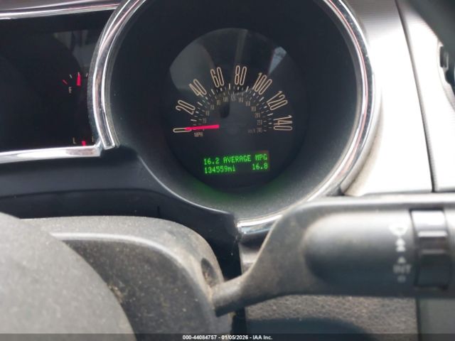 Ford Mustang Image 10