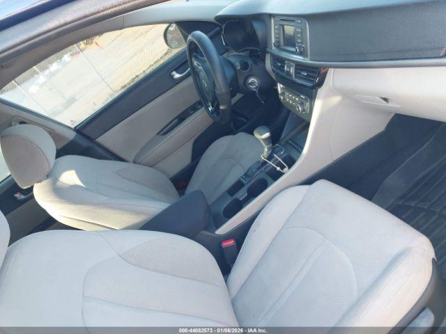 Kia Optima Lx Image 6