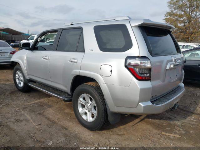 Toyota 4Runner Sr5 Premium Image 9