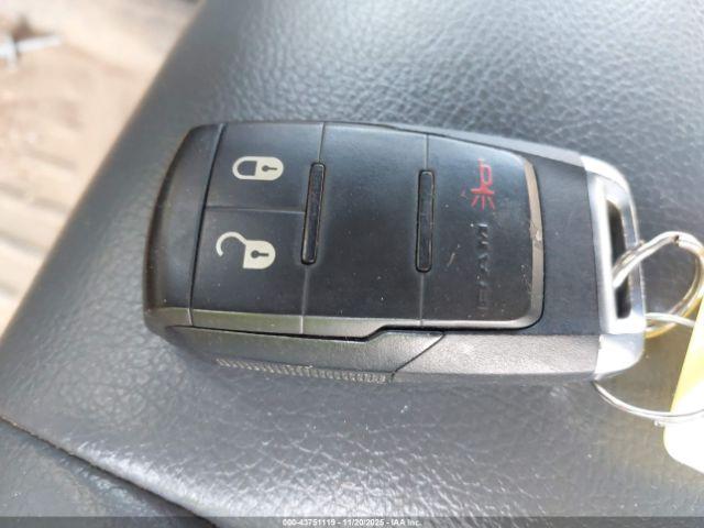 Ram 2500 Tradesman  4x2 8' Box Image 6