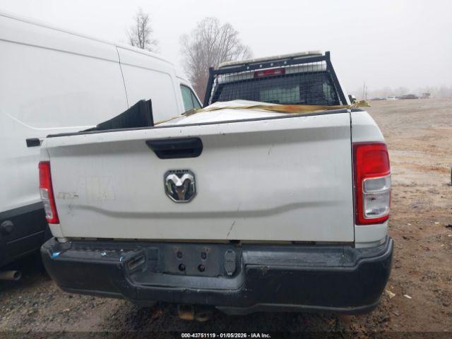 Ram 2500 Tradesman  4x2 8' Box Image 10