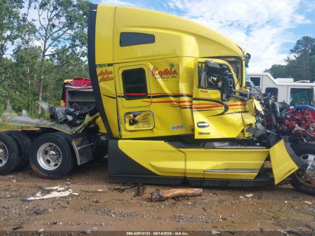 Kenworth T680 Image 11