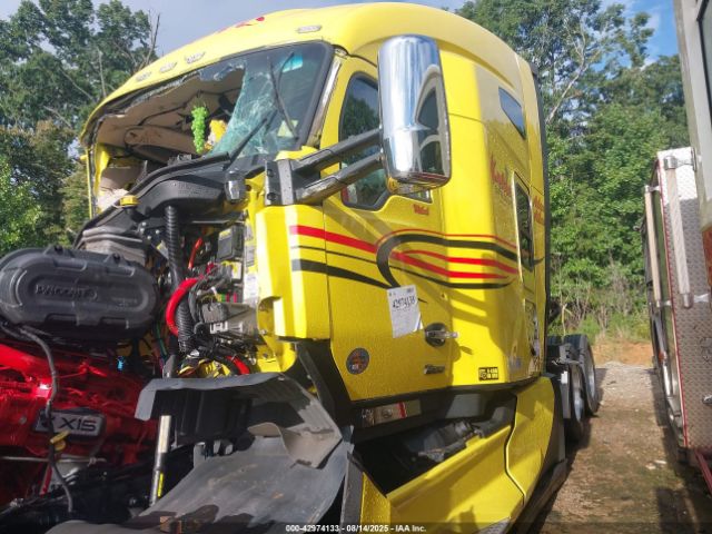 Kenworth T680 Image 13