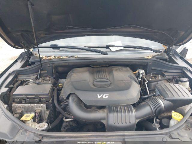 Jeep Grand Cherokee Laredo Image 2