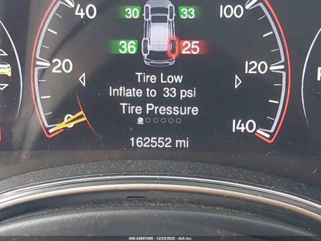 Jeep Grand Cherokee Laredo Image 14