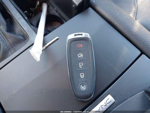 Ford Taurus Sel Image 11