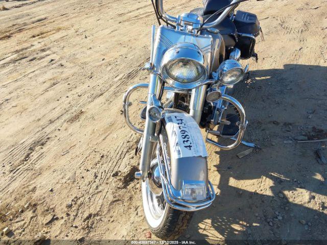 Harley-Davidson Flstc Image 6