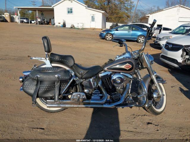 Harley-Davidson Flstc Image 12