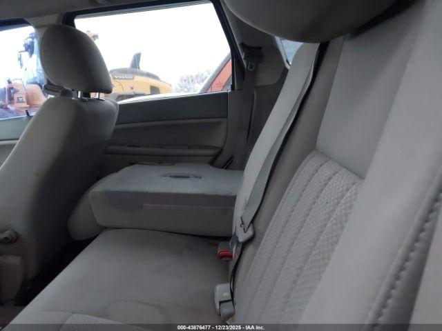 Jeep Grand Cherokee Laredo Image 5