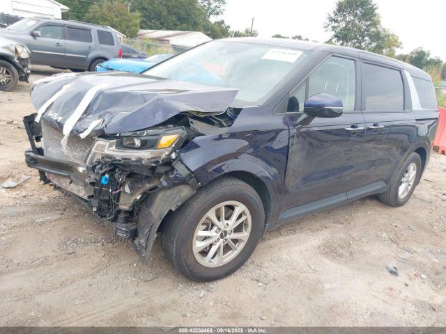 Kia Carnival Lx Image 6