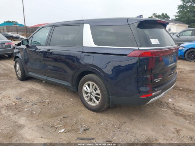 Kia Carnival Lx Image 2