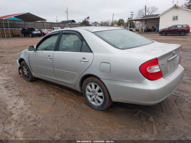 Toyota Camry Xle Image 11