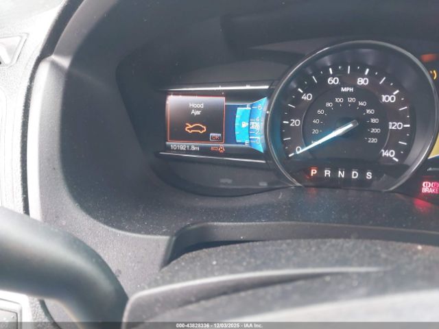 Ford Explorer Xlt Image 8