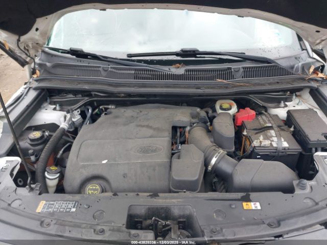 Ford Explorer Xlt Image 2