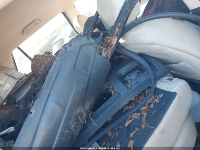 Hyundai SANTA FE Gls Image 2