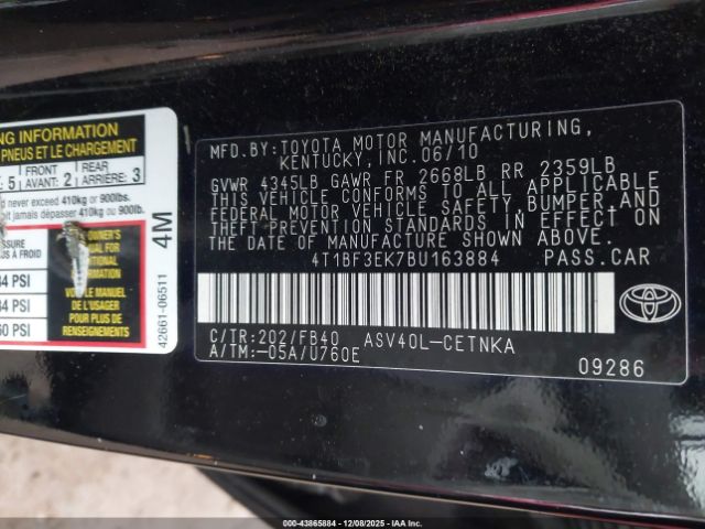 Toyota Camry Le Image 7