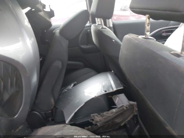 Mazda Mazda5 Sport Image 7