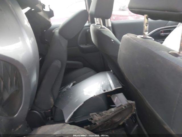 Mazda Mazda5 Sport Image 7