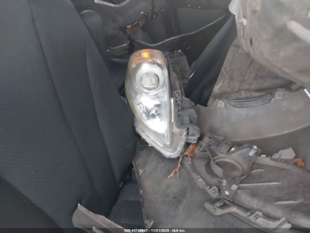 Mazda Mazda5 Sport Image 8