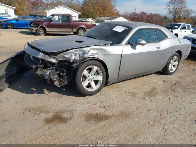 Dodge Challenger Image 3