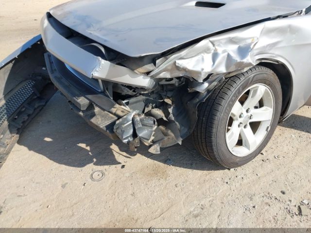 Dodge Challenger Image 6