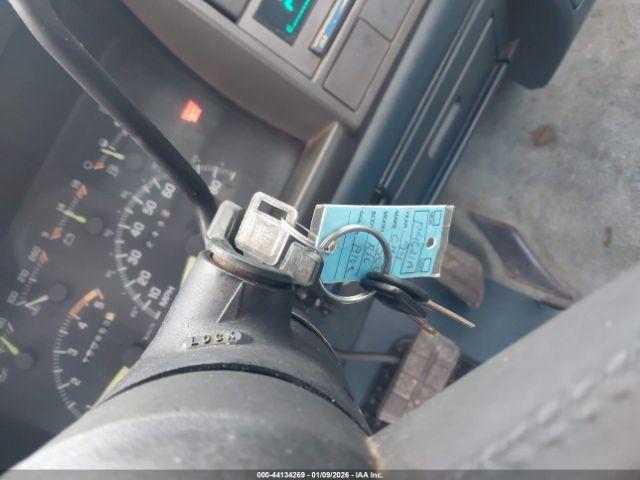 Chevrolet Gmt C1500 Image 9