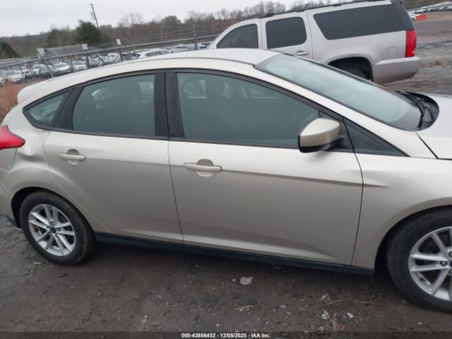 Ford Focus Se Image 12