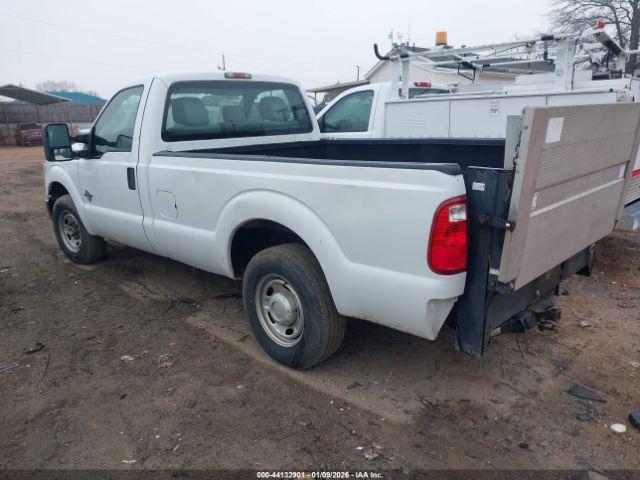 Ford F-250 Xl Image 9