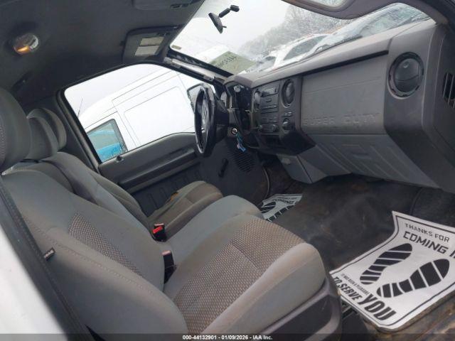 Ford F-250 Xl Image 10