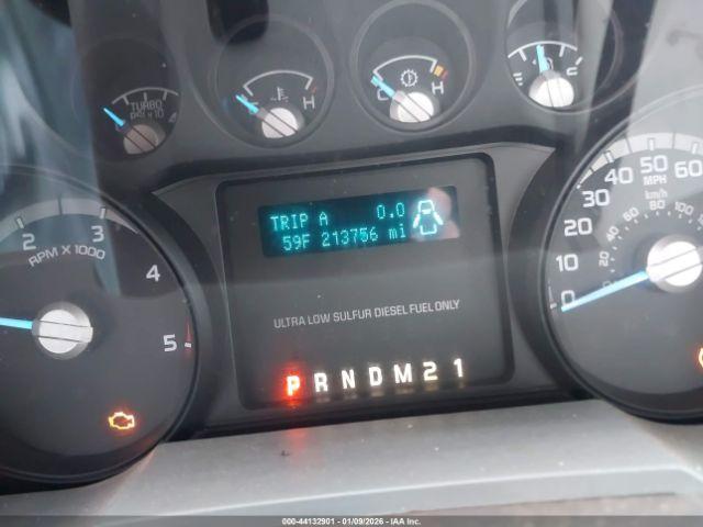 Ford F-250 Xl Image 3