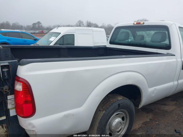 Ford F-250 Xl Image 13