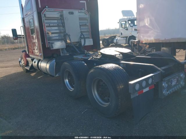 Kenworth T680 Image 10